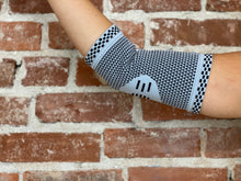 Load image into Gallery viewer, Elbow Sleeve